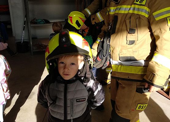 Grafika 18: Z WIZYTĄ U STRAŻAKÓW