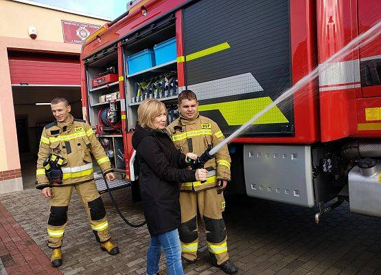 Grafika 30: Z WIZYTĄ U STRAŻAKÓW