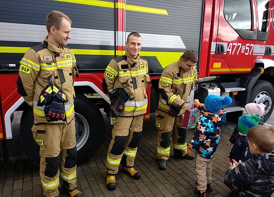 Grafika 34: Z WIZYTĄ U STRAŻAKÓW