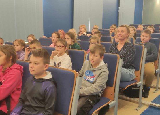 Zajęciach zorganizowanych na terenie Akwarium Gdyńskiego w ramach projektu Od Bałtyku do Atlantyku