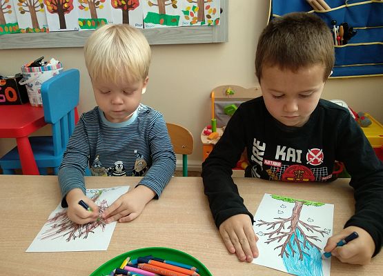 Grafika 5: MALI PATRIOCI