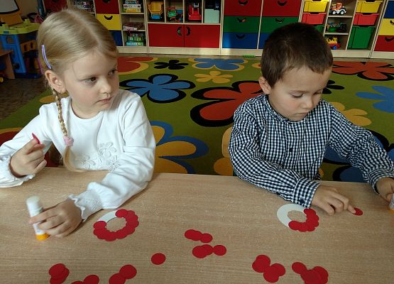 Grafika 24: MALI PATRIOCI