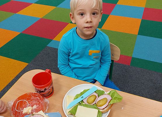 Grafika 19: ZDROWE KANAPKI