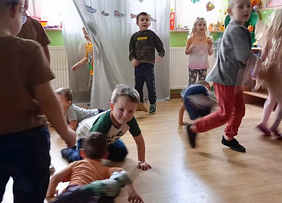 Grafika 59: Magiczne Andrzejki w naszym przedszkolu