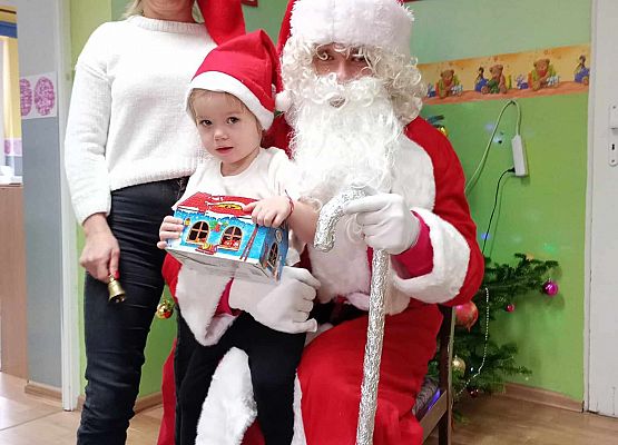 Grafika 32: Fotogaleria z Mikołajem