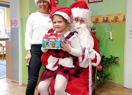 Grafika 11: Fotogaleria z Mikołajem