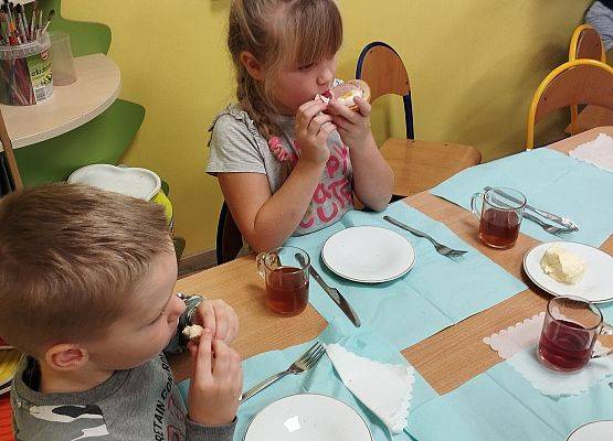 Grafika 5: Bufet śniadaniowy