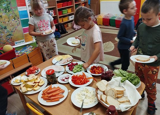 Grafika 9: Bufet śniadaniowy