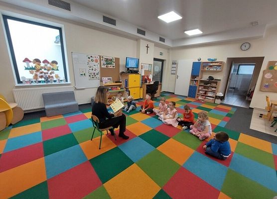 Grafika 3: SPOTKANIA Z KSIĄŻKĄ