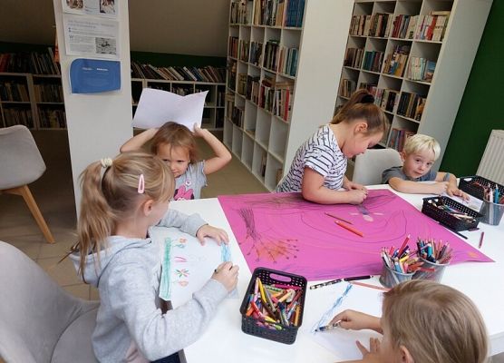 Grafika 7: SPOTKANIA Z KSIĄŻKĄ