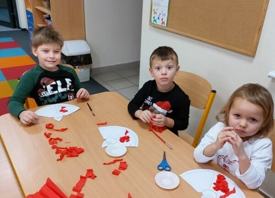 Grafika 1: MIKOŁAJKI