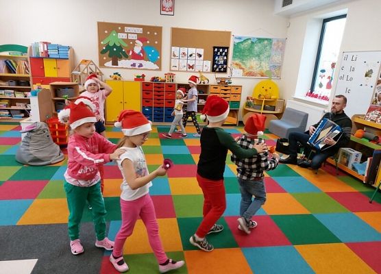 Grafika 4: MIKOŁAJKI