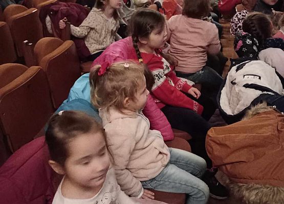 Grafika 8: Wycieczka do Teatru Tęcza w Słupsku