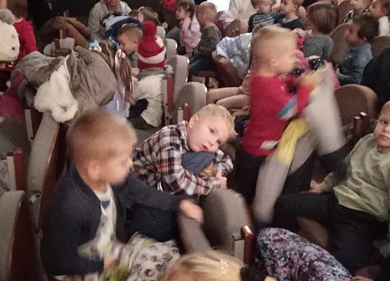 Grafika 6: Wycieczka do Teatru Tęcza w Słupsku