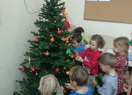 Grafika 4: WIGILIJNY CZAS