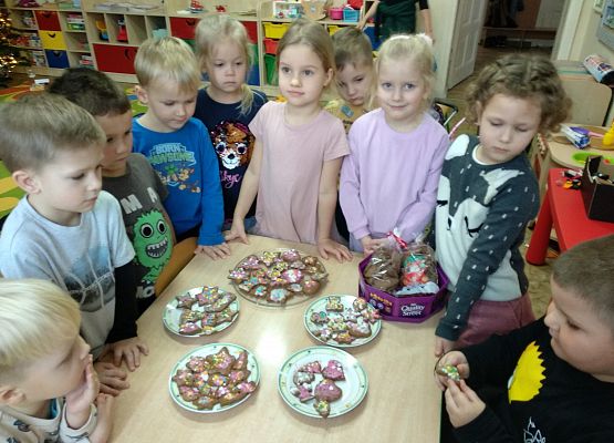 Grafika 21: WIGILIJNY CZAS