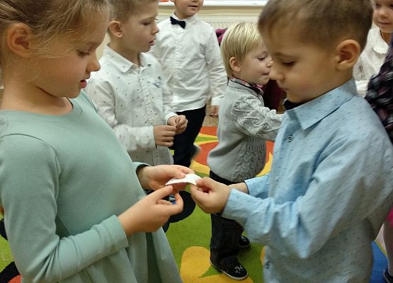 Grafika 26: WIGILIJNY CZAS