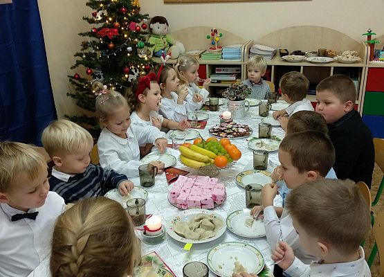 Grafika 36: WIGILIJNY CZAS