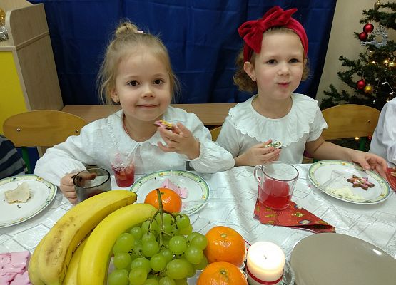 Grafika 43: WIGILIJNY CZAS