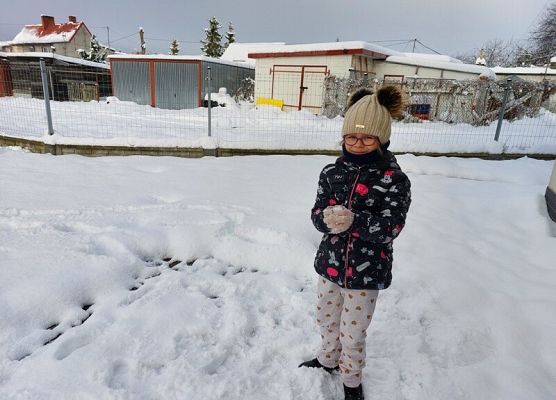 Grafika 6: KOCHAMY ZABAWY NA ŚNIEGU