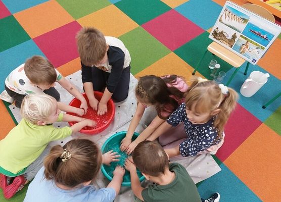 Grafika 2: EKSPERYMENTUJEMY