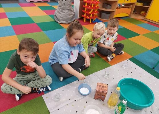 Grafika 4: EKSPERYMENTUJEMY