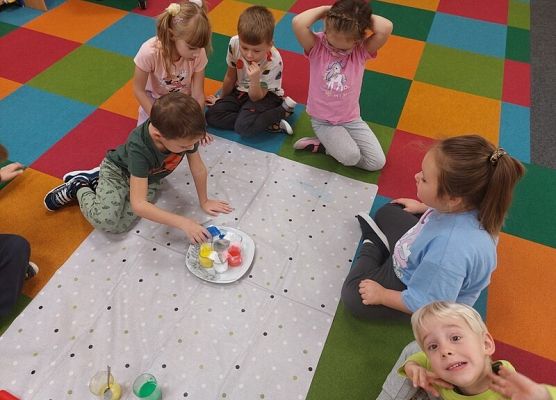 Grafika 24: EKSPERYMENTUJEMY