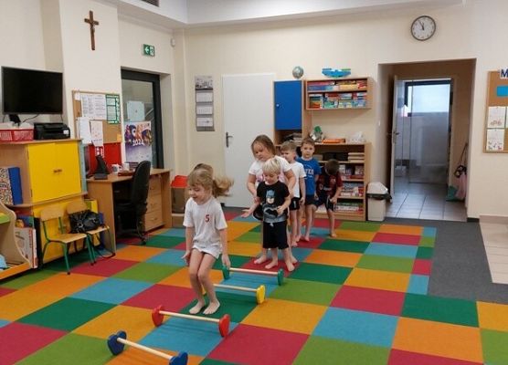 Grafika 10: SPORT TO RADOŚĆ I ZDROWIE