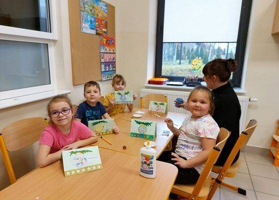 Grafika 20: ŚWIĘTA  TUŻ, TUŻ