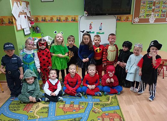 Bal karnawałowy w Janowicach