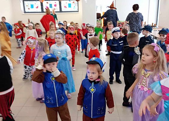 Bal karnawałowy w Janowicach