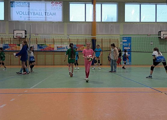 Grafika 2: Sportowy weekend uczennic naszej szkoły.