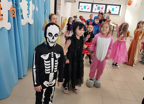 Grafika 6: Bal karnawałowy