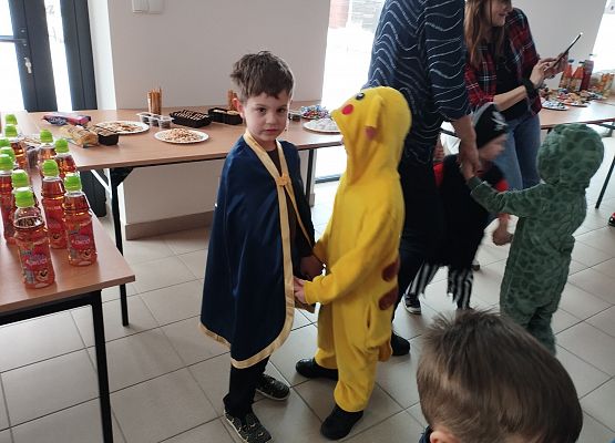 Grafika 11: Bal karnawałowy