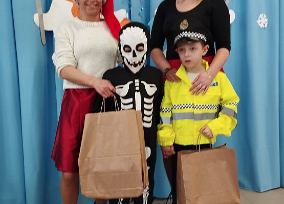 Grafika 22: Bal karnawałowy