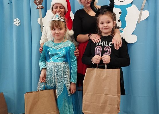 Grafika 23: Bal karnawałowy