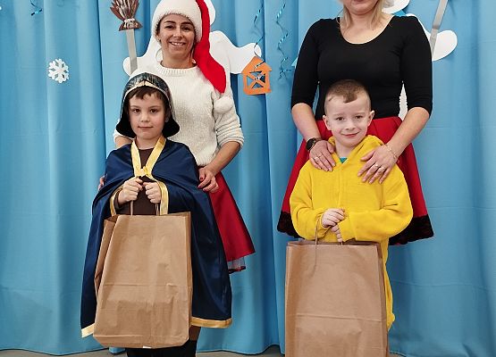 Grafika 27: Bal karnawałowy