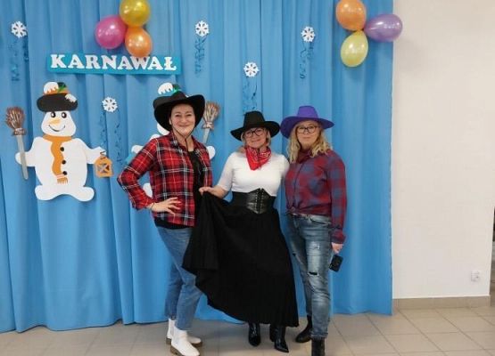 Grafika 18: BAL KARNAWAŁOWY 2024