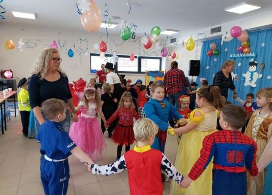 Grafika 33: BAL KARNAWAŁOWY 2024