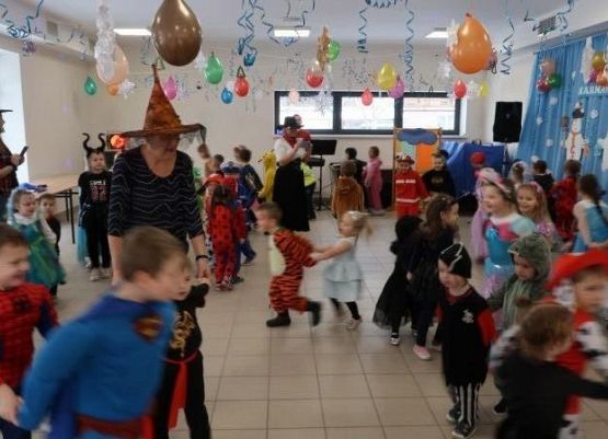 Grafika 55: BAL KARNAWAŁOWY 2024