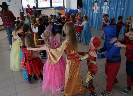 Grafika 69: BAL KARNAWAŁOWY 2024