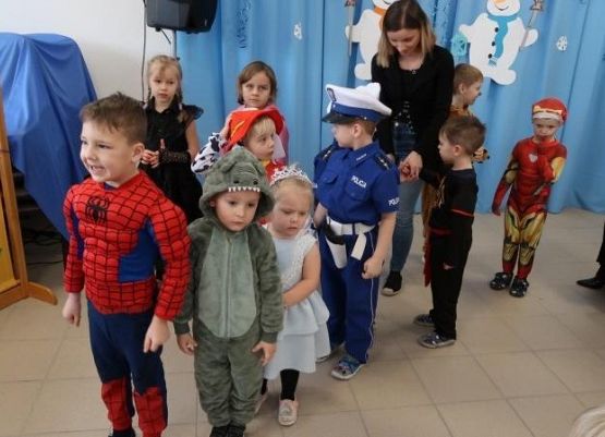 Grafika 76: BAL KARNAWAŁOWY 2024