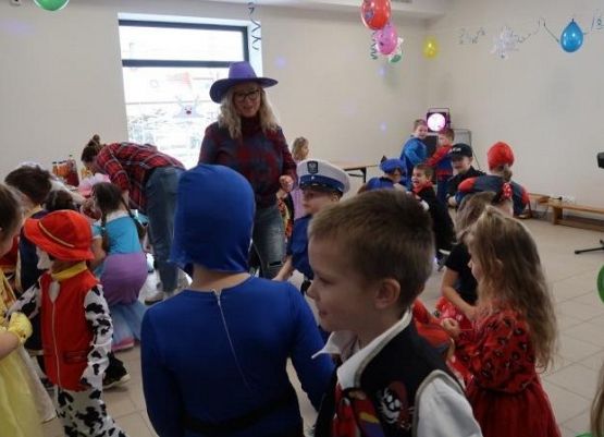 Grafika 87: BAL KARNAWAŁOWY 2024