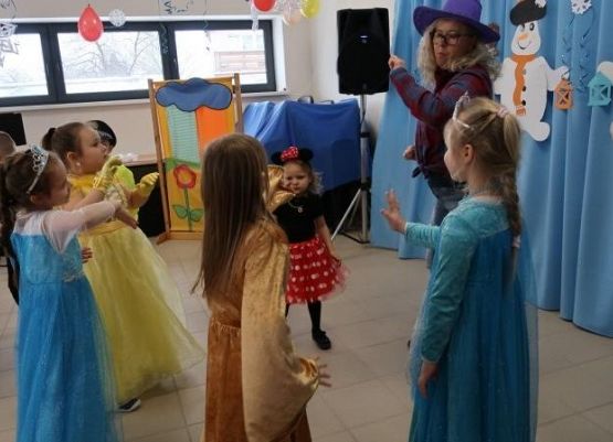 Grafika 97: BAL KARNAWAŁOWY 2024