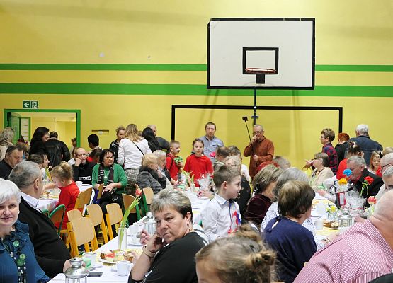 Uroczystości z okazji Dnia Babci i Dziadka w Zespole Szkół w Garczegorzu.