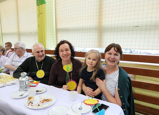 Uroczystości z okazji Dnia Babci i Dziadka w Zespole Szkół w Garczegorzu.