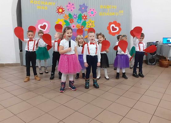 Świętujemy Dzień Babci i Dziadka