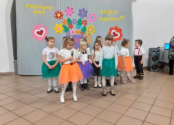 Świętujemy Dzień Babci i Dziadka