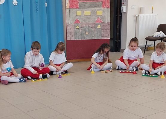 Grafika 10: DLA  BABCI  I  DZIADKA