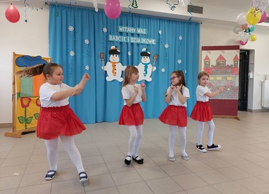 Grafika 17: DLA  BABCI  I  DZIADKA